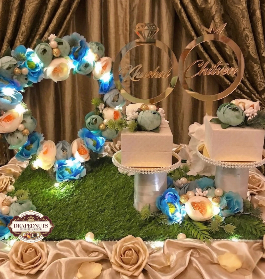 Mirror Base Ring Platter – Premium Gold Acrylic Name Luxury Ceremony Tray