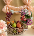 Fresh Fruit Hamper – Orchard Bloom Basket – Premium Fresh Fruit Gift Hamper by Drapednuts Mumbai